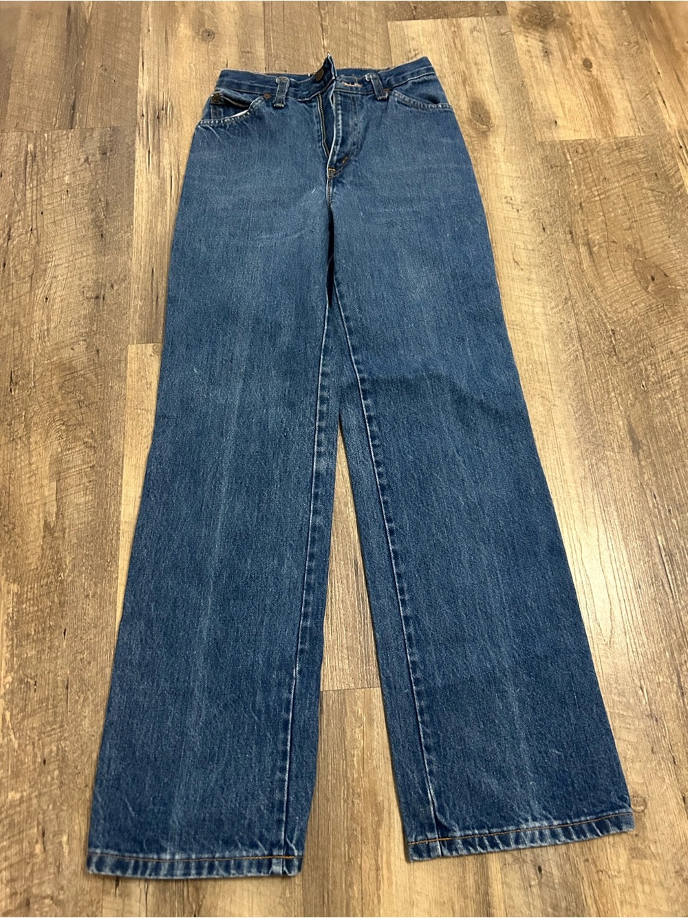 Vintage Chic Classic Wide-Leg Women's Jeans in Dark Blue